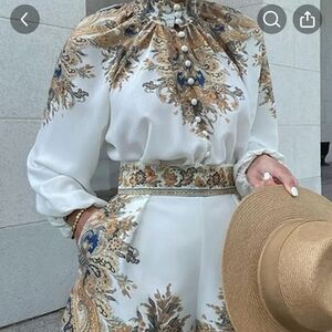 New never use size it's  small